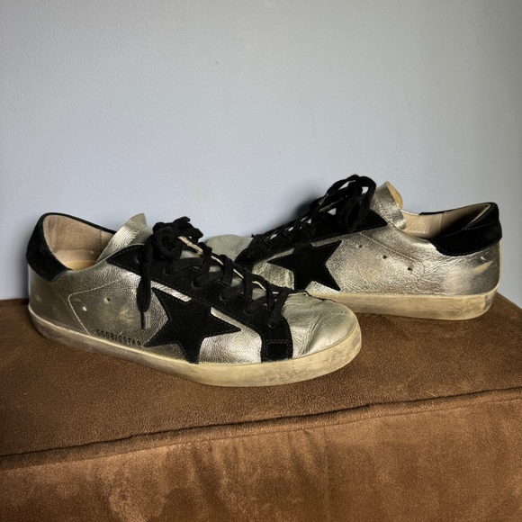 Golden Goose Superstar Sneakers Round Toe Lace Up Low Top Leather in Silver - Picture 6 of 15